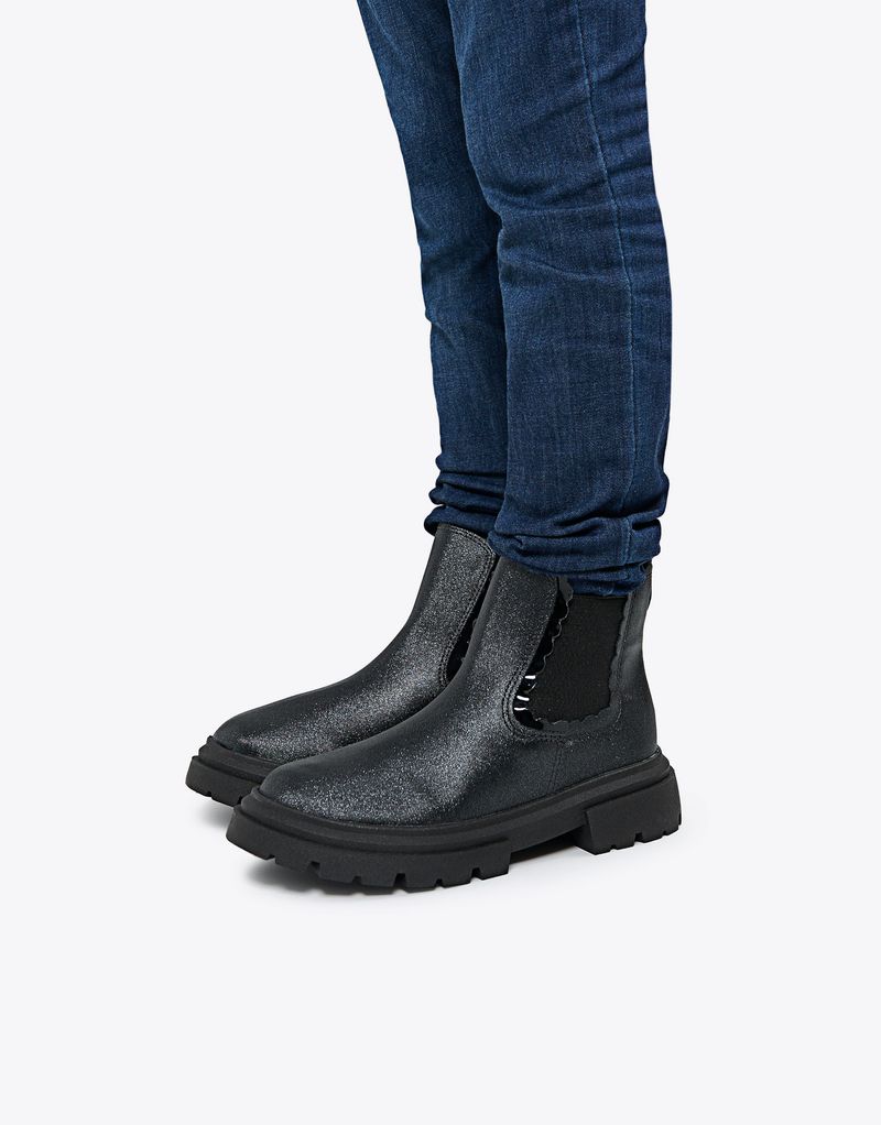 VC08889SS146_1