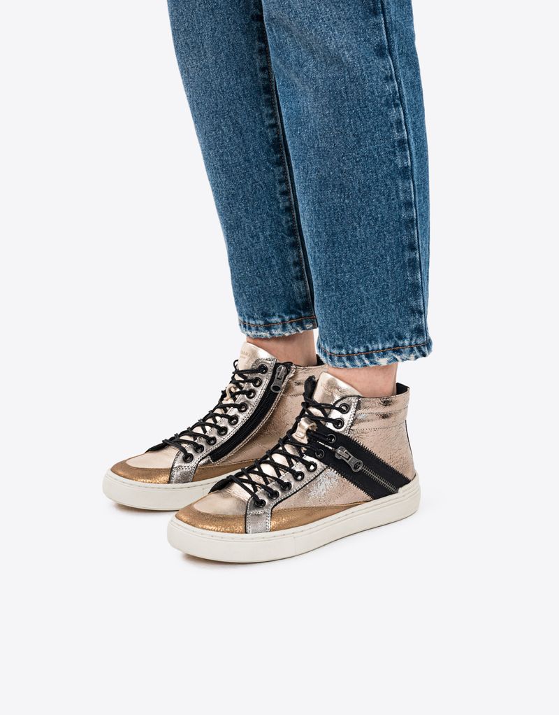 ZAPATILLA-CALIX