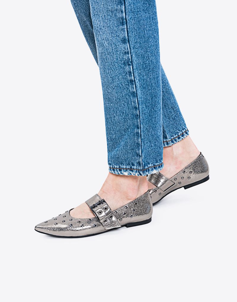 ZAPATO-AMORA