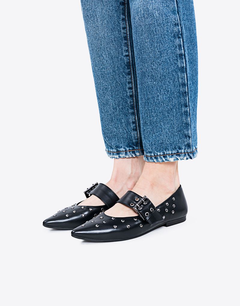 ZAPATO-AMORA