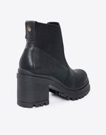 BOTA-LOVELY