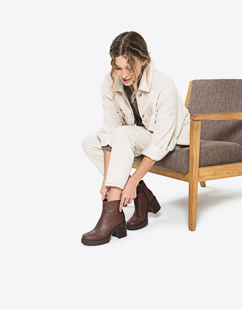 BOTA-LEONORA