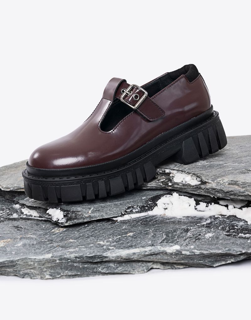 ZAPATO-AMAL