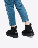 BOTA-LAMUR
